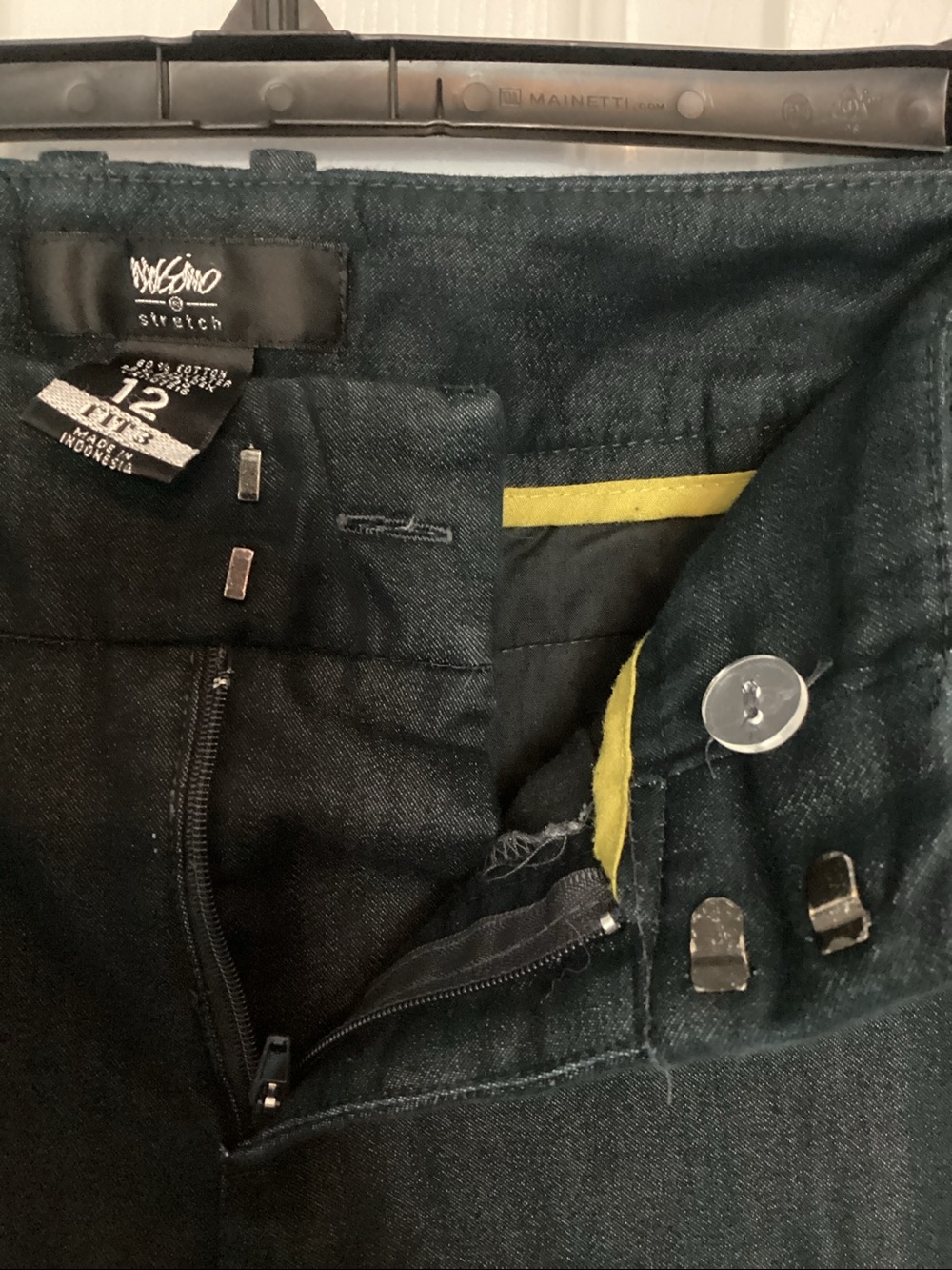Mossimo capris/crop pants, women’s size 12. Indigo blue stretchy - Picture 3 of 6